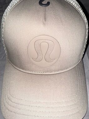 lululemon athletica Taupe Logo Trucker Hat